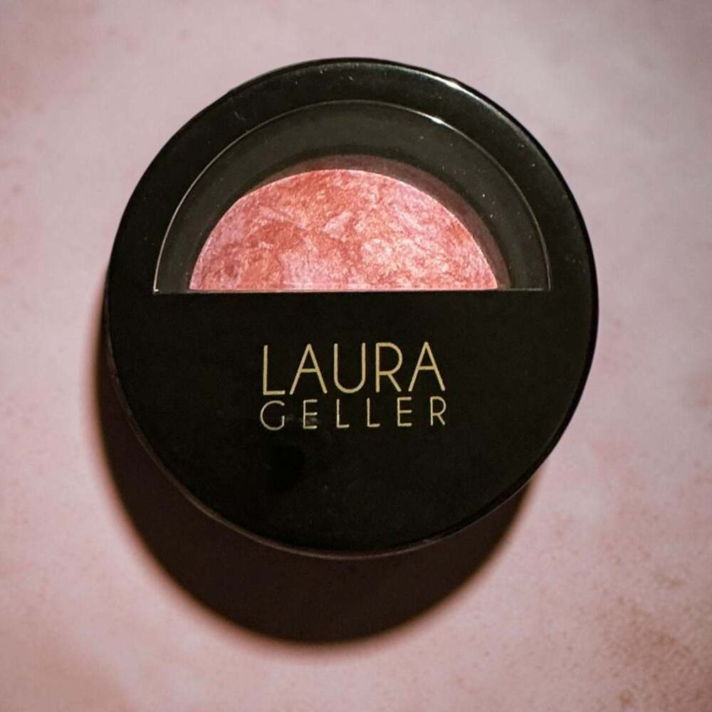 NWOB Laura Geller Baked Blush-n-Brighten Marbleized Blush in Tropic Hues - Picture 2 of 3